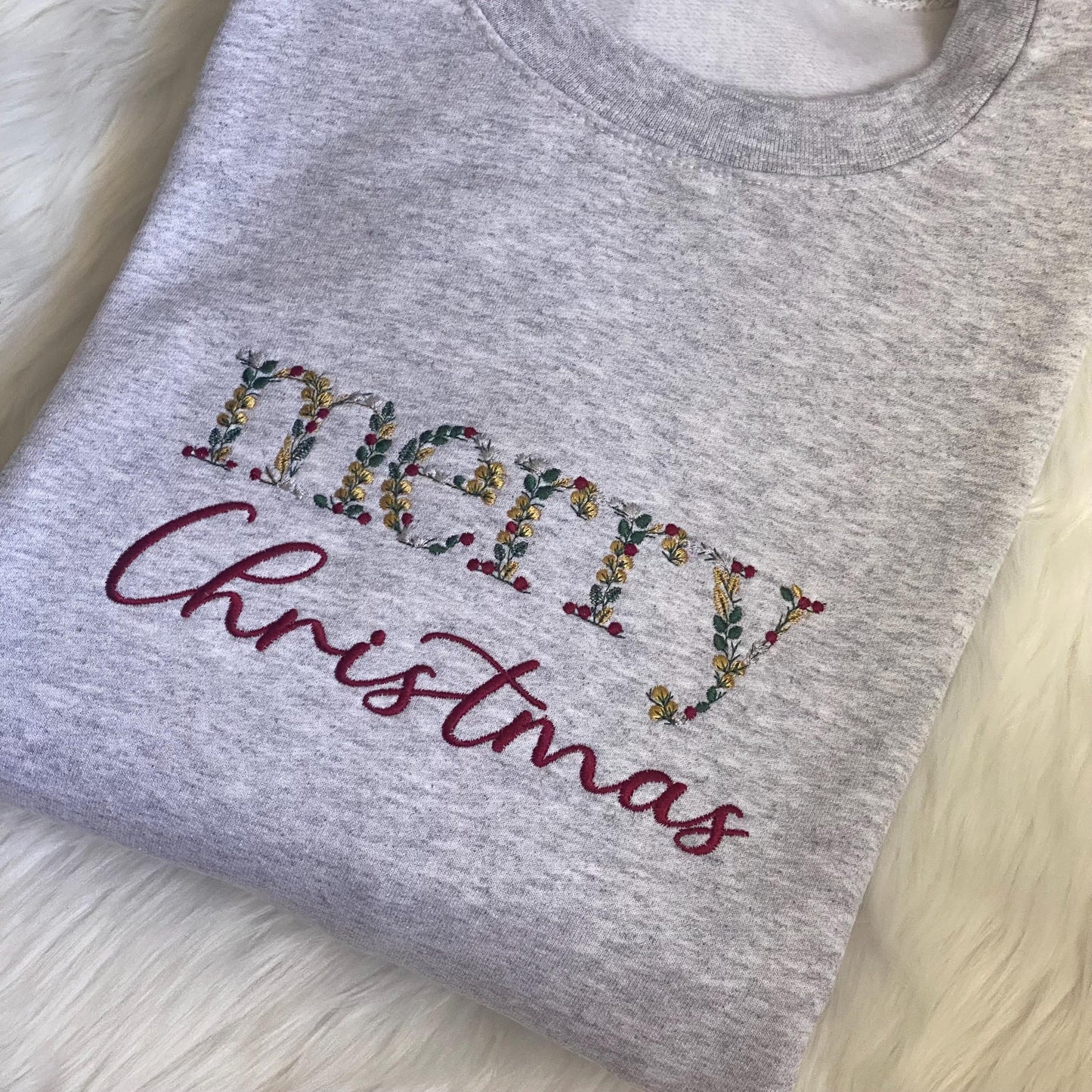 FLORAL Merry Christmas sweatshirt -Christmas embroidered sweatshirt